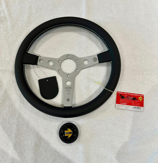 MOMO PROTOTIPO Steering Wheel